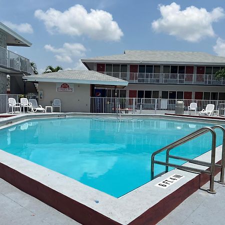 Garden Inn Homestead/Everglades/Gateway To Keys Bagian luar foto