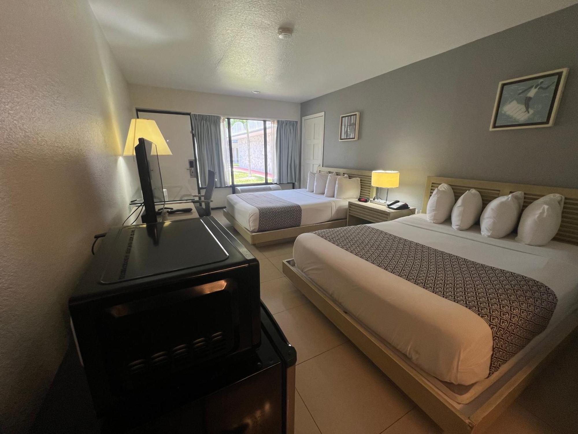 Garden Inn Homestead/Everglades/Gateway To Keys Bagian luar foto